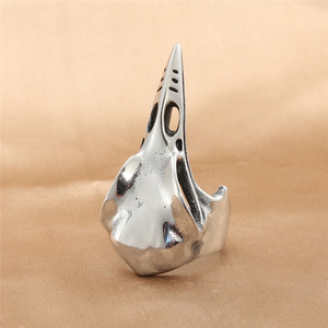 Bague bec d'aigle en acier titane argenté pour homme, bijou punk avec crâne d'oiseau, cadeau - Product Image 2