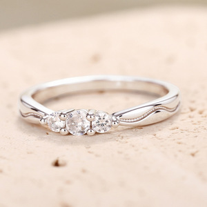 Anello dal Design Minimalista a Forma Rotonda, Stile Elegante per Donne - Product Image 6