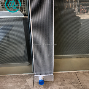 Radiador para Excavadora EexcavaStart PC60-8, Tanque de Agua ASSY, Pieza 201-03-D1130, Núcleo de Aluminio Duradero, Enfriamiento Eficiente, 1 Año de Garantía - Product Image 1