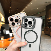 Coque de Téléphone Magnétique de Luxe pour Hommes et Filles avec Support et Protection d'Objectif, Étuis de Téléphone Portable Ciblés pour iPhone 17 Pro 16 Pro Max