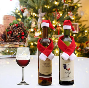 Novedad 2025: Set de Decoración Navideña Transfronteriza con Mini Gorro, Bufanda y Adorno para Botella de Vino - Product Image 5