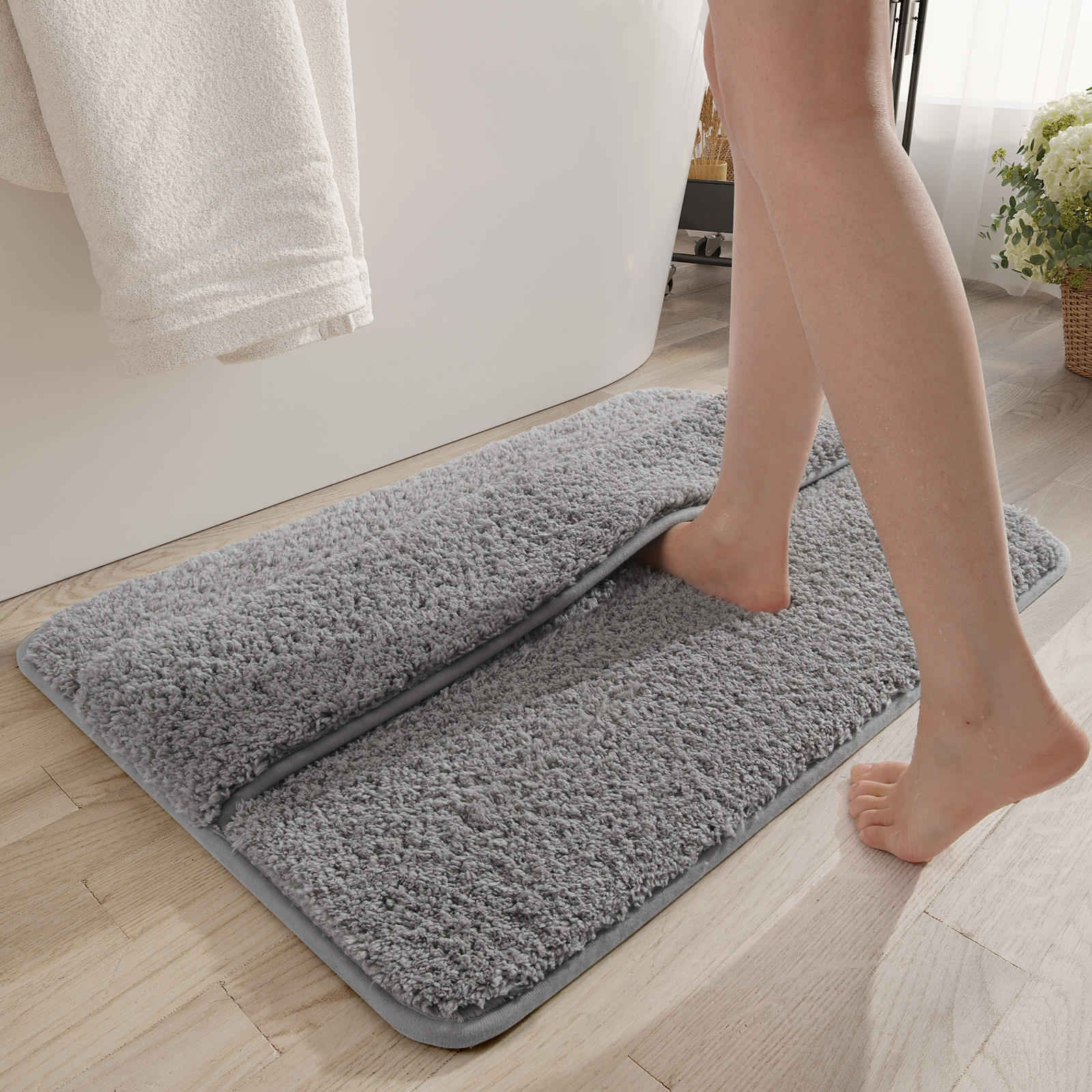 Tapis de bain en polaire motif crème glacée - Version améliorée avec dossier, gris minimaliste.