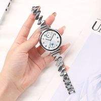 Bracelet compatible avec Huawei Watch GT5, nouvelle montre connectée Watch5 Pro, bracelet en métal tendance à motif vague pour femme