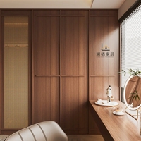 Système de dressing sur mesure gain de place avec portes vitrées effet bois de noyer et meuble de coin pour maisons jumillées à Brisbane