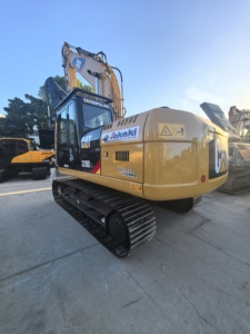 รถขุดตีนตะขาบ Caterpillar มือสองจากญี่ปุ่น น้ำหนัก 22270 กก. รุ่น Cat320 Cat320DL พร้อมเครื่องยนต์และปั๊มเกียร์ สภาพดีเยี่ยม ขาย - Product Image 3