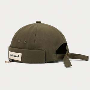 Gorras Deportivas Retro sin Visera para Mujer, Versión Coreana, con Anillo de Hierro y Letras, Gorra Docker de Moda Hip Hop para Hombre y Mujer - Product Image 6