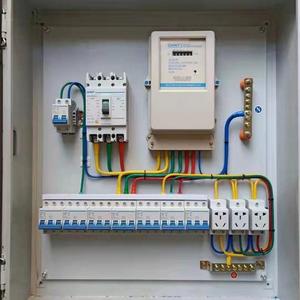 Quadro di Distribuzione Elettrica Trifase Personalizzato in Metallo con Interruttore Automatico CHINT MCCB a 9 Vie, Pannello di Controllo Industriale - Product Image 2