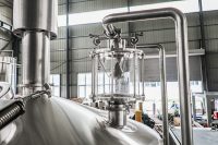 Tanque de Fermentación de Acero Inoxidable de 2000L, Equipo para Cerveza, Controlado por PLC, Combustión Directa de Vapor Eléctrico
