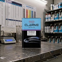 Durcisseur de peinture acrylique haute teneur en solides 2K à séchage rapide pour application par pulvérisation de peinture automobile, résistant aux UV