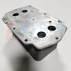 Daf Oil Cooler 1667565 Aluminum <b>Radiator</b> 230x105x120 For Duarmax Engine Replacement Part - Product Image 2