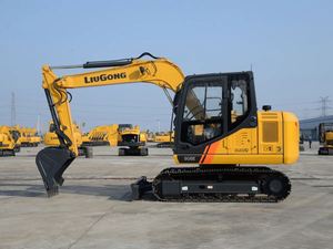 Excavatrice sur chenilles LIUGONG 908E de 8 tonnes, fabriquée en Chine, pour travaux de terrassement - Product Image 4