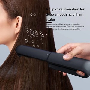 Peigne lisseur sans fil portable, outil de lissage des cheveux à ions négatifs pour les personnes paresseuses, protection des cheveux, lissage et bouclage - Product Image 4