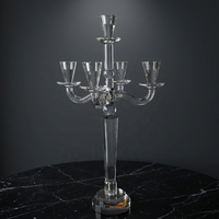 Candélabre élégant et moderne à 5 bras en cristal transparent, style américain, porte-bougie conique, décoration de centre de table pour mariage et dîner