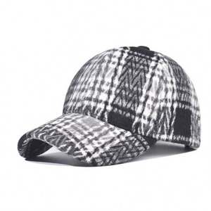 Nouvelle Collection Automne Hiver 2025 – Casquette de Baseball Épaisse à 6 Panneaux, Tendance et Chaude pour Femme, Motif Écossais en Tweed, Idéale pour l'Extérieur et les Tenues Décontractées - Product Image 1
