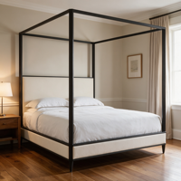 Lit à baldaquin moderne et minimaliste en bois massif avec tête de lit capitonnée crème, lit plateforme à profil bas pour chambre à coucher