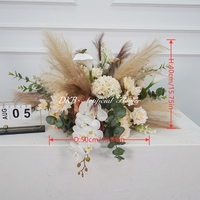 Arrangements de centre de table vintage en boules de fleurs artificielles aux couleurs café et terre cuite pour la décoration d'événements d'automne