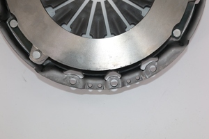 Couvercle d'embrayage FAW pour TOYOTA Hilux et Hiace 31210-36100 modèle en acier pour 13B/3B Auto état neuf et utilisé - Product Image 5