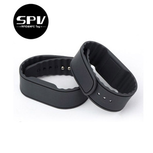 Dapat digunakan kembali tahan air Ultralight C Ntag 213 <span class=keywords><strong>Mifare</strong></span> Klasik 1k EV1 RFID NFC gelang silikon untuk taman air - Product Image 6