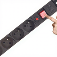 Barre d'alimentation PDU 8 prises avec protection contre les surtensions, câble de 2 m, montage sur rack, environnement de bureau/IT
