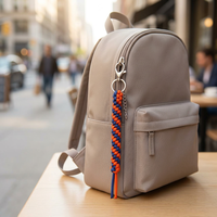 Llavero de paracord trenzado hecho a mano, cordón para bolso, cuerda 550, llavero de tejido de maíz, adorno para mochila, colgante para cartera, cierre de mosquetón