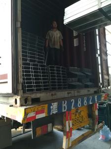 Panneaux de toit purlin C/Z/ Section 5 #/8 #/10 # Purline C Purlins Acier <span class=keywords><strong>Pour</strong></span> <span class=keywords><strong>Support</strong></span> Chevrons Ou Toiture - Product Image 6