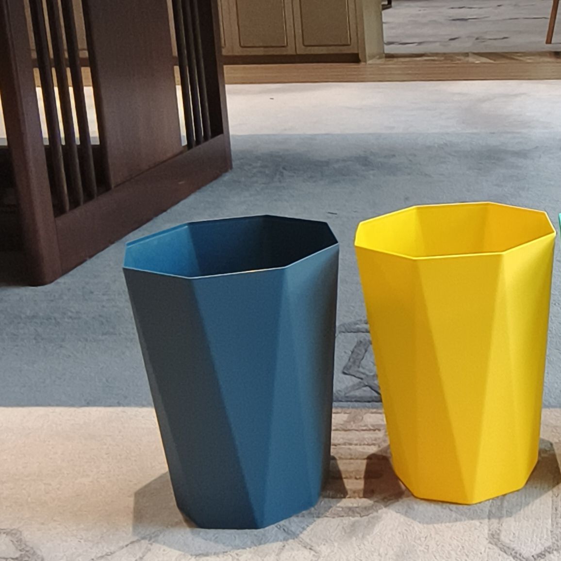 10L [Buy One Get One Free] Blue & Yellow