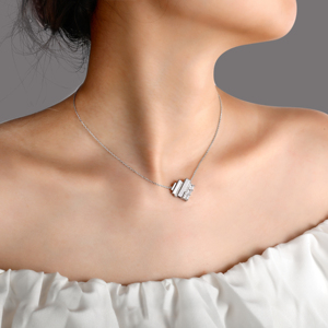 Collar con colgante de plata de ley 925 con forma de corazón y circonita cúbica, diseño minimalista, joyería de moda para mujer, compromiso/boda, logotipo personalizado OEM/ODM. - Product Image 5