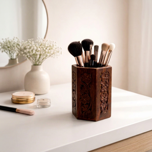 Porte-stylos en bois fait main, organisateur de bureau minimaliste, type sur pied, à un seul niveau, support de rangement multifonctionnel pour usage au bureau - Product Image 1