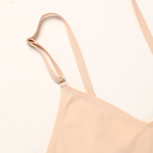 Conjunto de sujetador transpirable sin costuras de tela no tejida con cuello en V para mujer, diseño de tanga de talle bajo, antibacteriano, ecológico, para senos grandes - Product Image 6