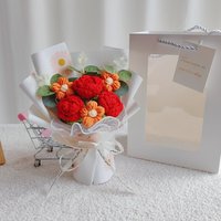 Nouveau Bouquet Tricoté Main Personnalisé 2026 – Composition Florale Moderne en Crochet Doux pour Mariage, Saint-Valentin et Cérémonies d'Appréciation