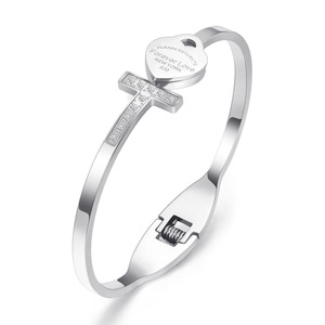 Pulsera de Diamantes Cruzados Forever Love, Oro Rosa y Plata, Joyería para Mujer, Uso Diario - Product Image 5