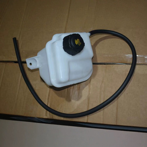 21711-JE40A 21711 je40a serbatoio di espansione serbatoio refrigerante acqua per Nissan Qashqai J10 <span class=keywords><strong>J11</strong></span> - Product Image 6
