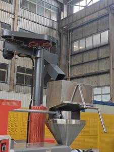 Máquina Prensa Automática Eficiente para Cacahuates, Sésamo y Almendras 6YL-150ZD con Sistema de Prensado Trasero por Elevador, Capacidad de 600KG/H para un Uso Duradero - Product Image 4