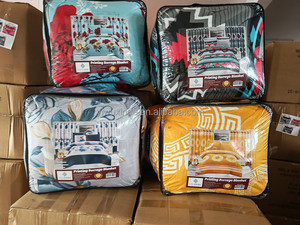 Venta caliente 7 piezas Super <span class=keywords><strong>King</strong></span> Size Edredón Set Borrego <span class=keywords><strong>Sherpa</strong></span> Juego de edredón de invierno con cortinas - Product Image 2