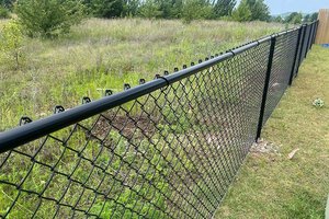 Bán Buôn Chất Lượng Cao PVC Tráng Vườn Hàng Rào Nhúng Nóng Mạ Kẽm Ngoài Trời Chuỗi Liên Kết Hàng Rào Tấm Sản Phẩm Cho Bán - Product Image 6