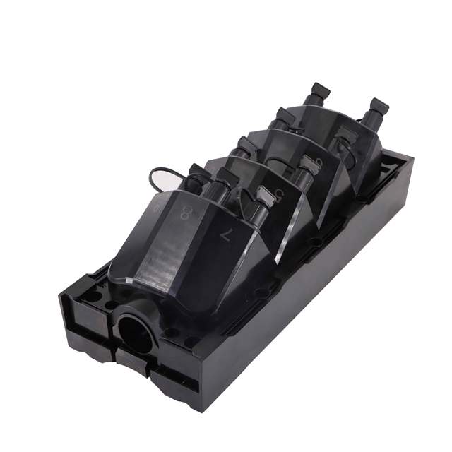 FTTH Waterproof Plastic Fiber Optic Cable PLC Splitter 9 Core Outdoor Distribution Box