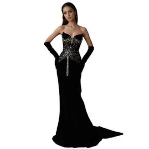 <span class=keywords><strong>Robe</strong></span> de mariée sirène de luxe haut de gamme sur mesure 2024, élégante avec décoration en dentelle et <span class=keywords><strong>voile</strong></span> long - Product Image 3