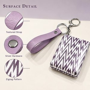 Miroir de maquillage double face personnalisé avec logo, portable, en cuir PU compact avec porte-clés, vente en gros, OEM, ODM, directement de l'usine - Product Image 3