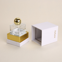 Bouteille de parfum personnalisée de luxe de 50ml avec boîte en carton rigide Logo imprimé Base laminée mate et couvercle Doublure en mousse éponge