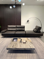 Italienischer Minimalistischer Voll-Leder-Sofa mit Geräumiger Sitzfläche, Tiefer Polsterung, Hoher Rückenlehne und Verstellbarer Rückenposition - Dream Time Sofa
