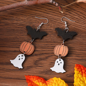 Boucles d'oreilles en bois rétro Halloween fantôme citrouille chauve-souris Double face en bois pendentif boucles d'oreilles pour femmes Uionen 957 - Product Image 2