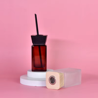 Bouteille diffuseur d'arômes carrée décorative en verre de 500 ml, vide, pour bâtonnets parfumés, personnalisable avec couvercle en bois, vente en gros