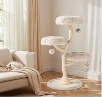 Arbre à chat avec 3 zones de repos confortables, griffoir, plaque de base 59 x 59 cm, tour d'escalade pour chat. 15 kg avec sisal et peluche