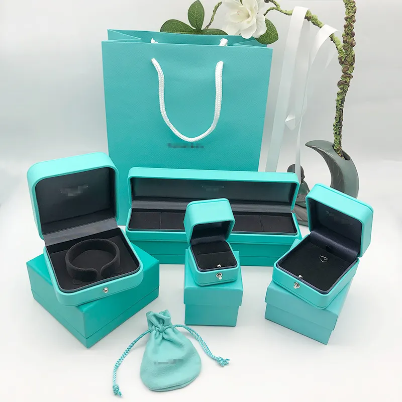Grosir Desain Kustom Mewah Rak Hadiah Perhiasan Cincin Organizer Kotak Kotak Perhiasan Tampilan Kalung Perjalanan