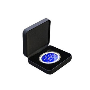 Everwin 2025 Bestseller Münzbox aus PU-Leder mit Metallverarbeitung, Anpassbare Farbe/Logo/Größe, Langlebige Displaybox für Abzeichen und Medaillen - Product Image 3