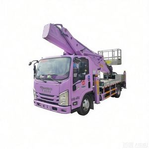 Camion de travail aérien Isuzu 33m avec bras et châssis en acier au manganèse haute résistance pour l'entretien des infrastructures extérieures - Product Image 1