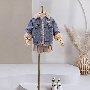 Giacca in Denim con Cartoni Animati per Ragazze Autunno-Inverno 2025 con Colletto in <span class=keywords><strong>Pelliccia</strong></span> Spessa - Product Image 3