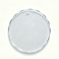 Ornements en verre personnalisables transparents 80*80*6mm à bords ondulés, pré-perforés avec trou de suspension