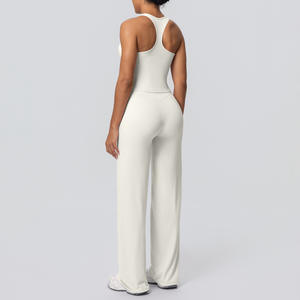 Комплект для тренировок из 2 предметов: быстросохнущий топ на бретельках и прямые леггинсы для йоги из дышащей ткани (спандекс/нейлон) с четырехсторонним растяжением - Product Image 6