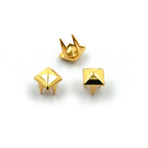 Kim Tự Tháp Túi Kim Loại Móng Vuốt Móng Tay Đinh Tán Vuông Kim Tự Tháp Đinh Tán Bốn Móng Vuốt Cho Da Hàng May Mặc - Product Image 6